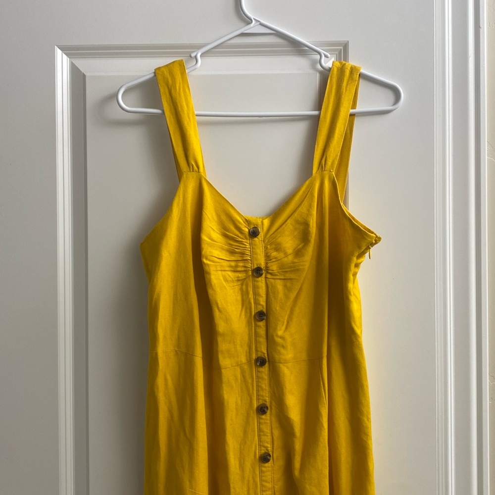 Yellow sundress